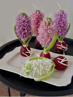 Свеча "Гиацинт с луковицей"