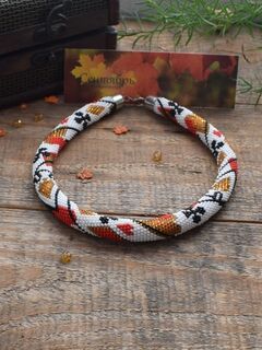 Жгут-колье из бисера Карты