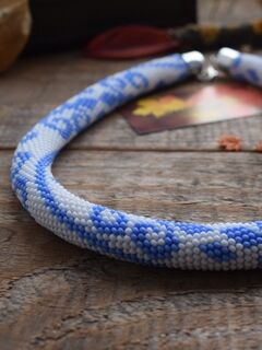 Жгут -колье из бисера Зимние узоры, изображение 4